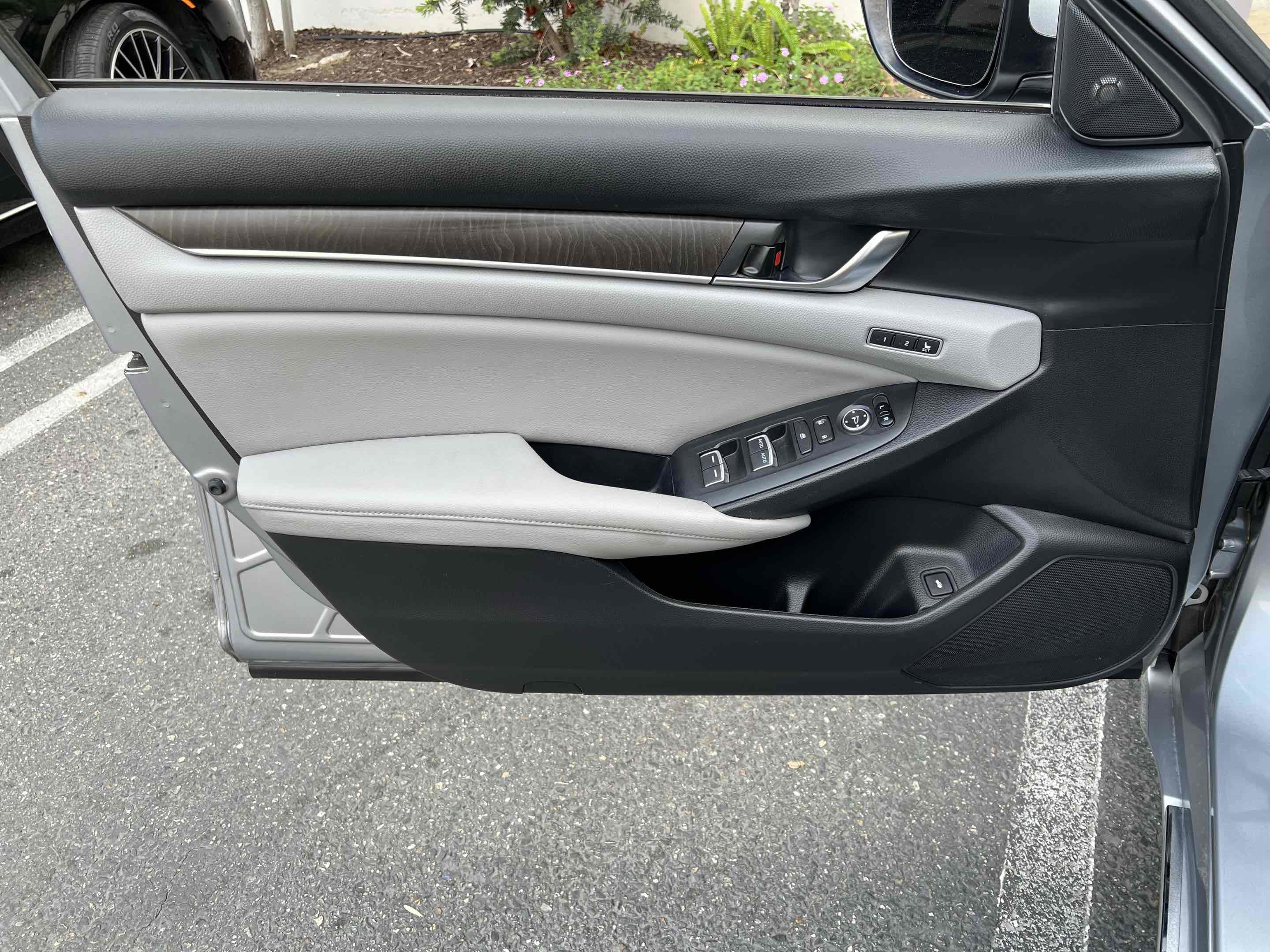 Used 2018 Honda Accord EX-L image 62