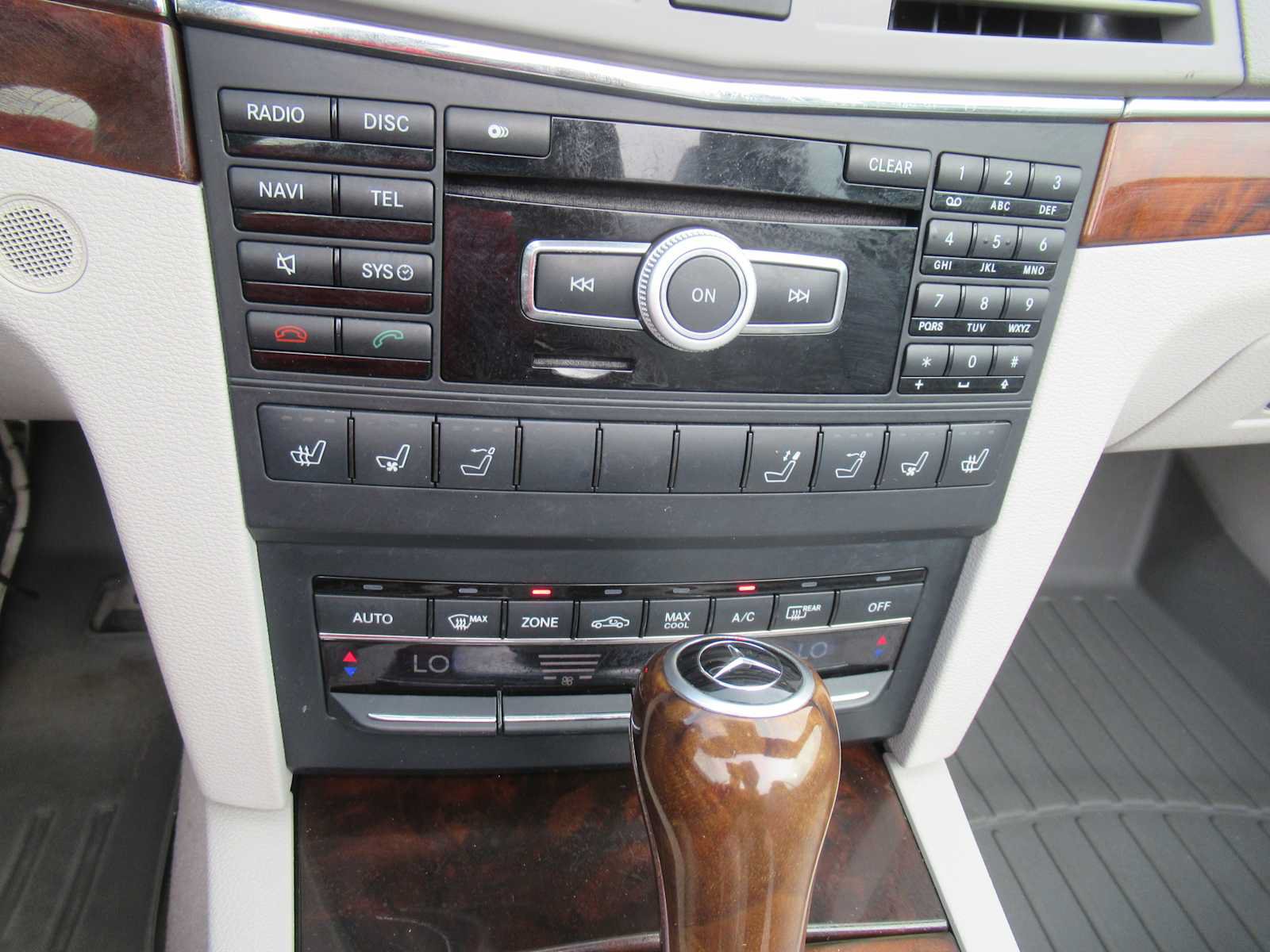 Used 2012 Mercedes-Benz E 350 Cabriolet image 23