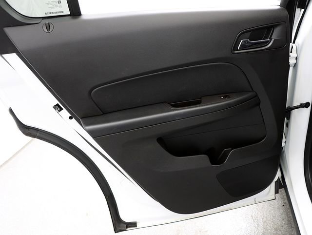 Used 2016 Chevrolet Equinox LTZ w/ Enhanced Convenience Package image 24