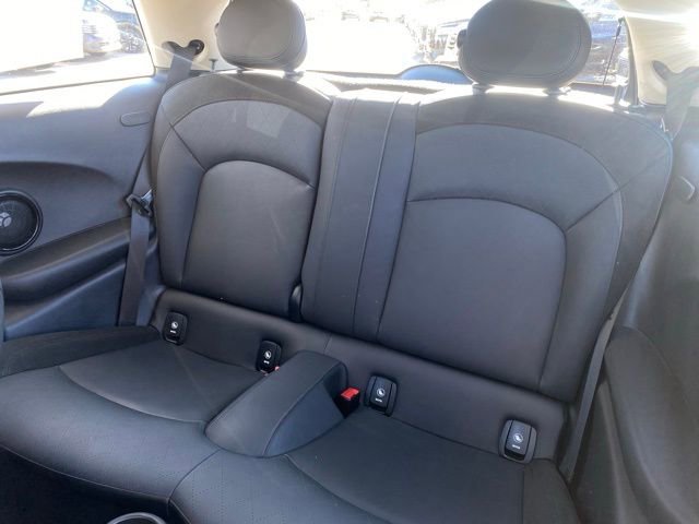 Used 2021 MINI Cooper SE w/ 6.5" Touchscreen Package image 11