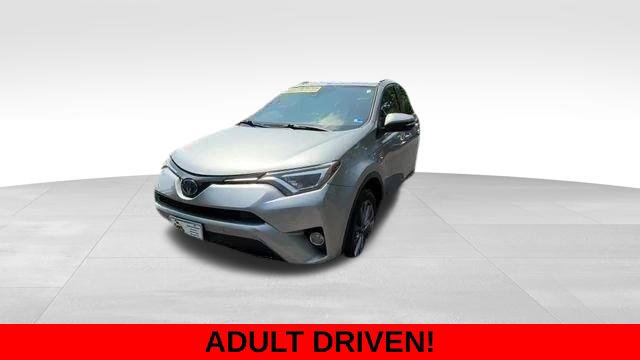 Used 2018 Toyota RAV4 Limited AWD/4WD image 2