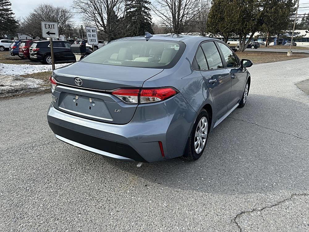 Used 2022 Toyota Corolla LE image 5