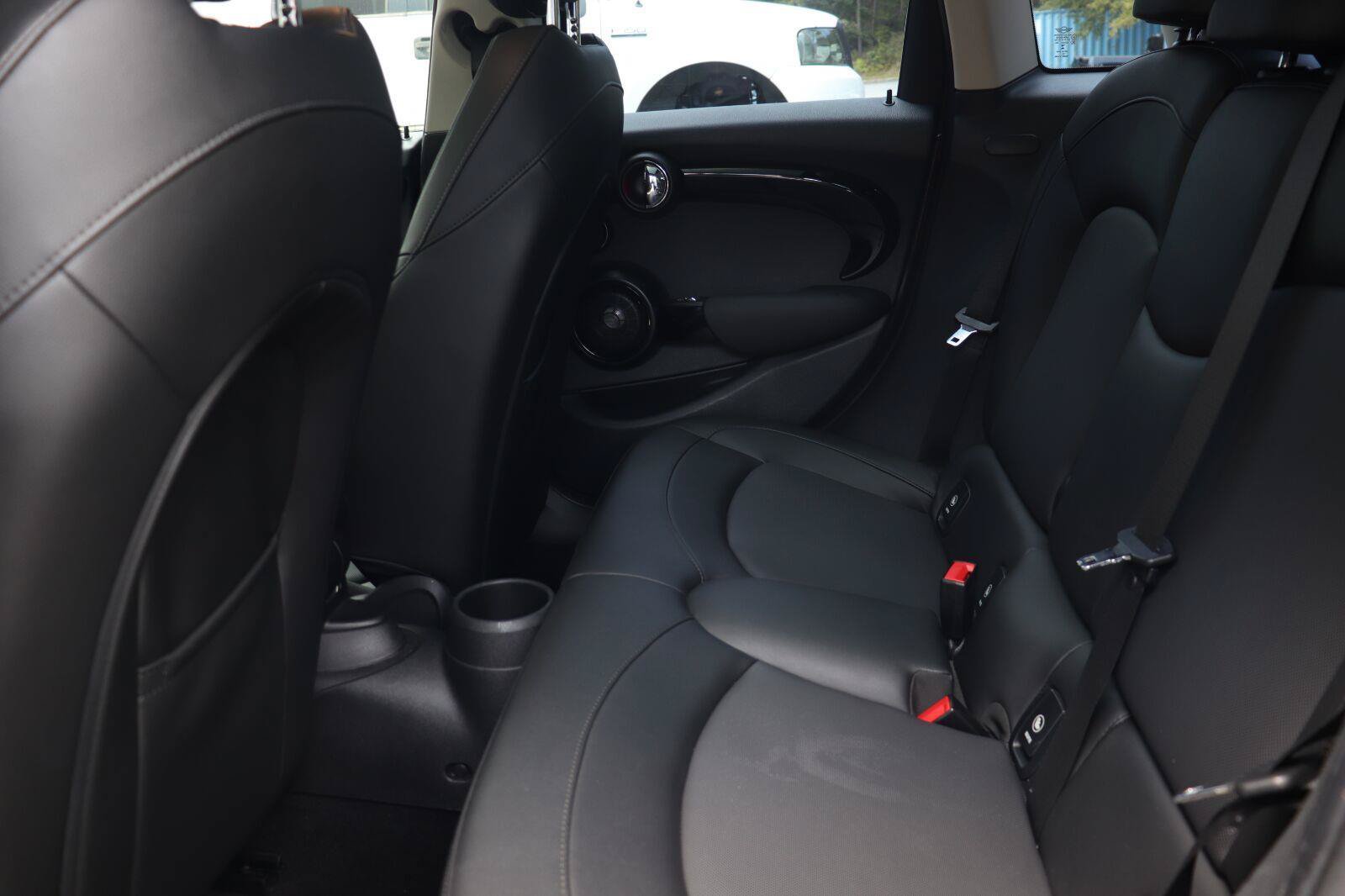 Used 2019 MINI Cooper S FWD image 12