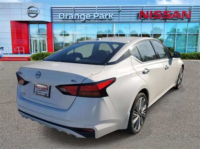 New 2025 Nissan Altima 2.5 SL image 2