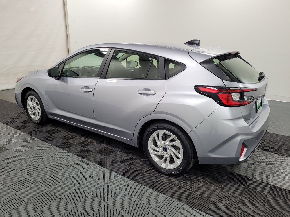 Used 2024 Subaru Impreza 2.0i image 3