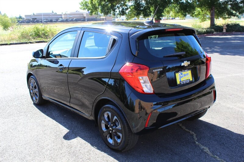 Used 2018 Chevrolet Spark LT FWD image 3