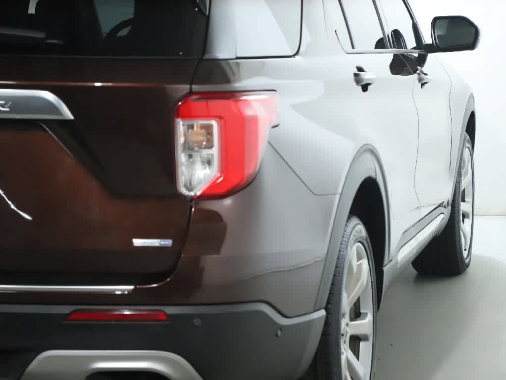 Used 2020 Ford Explorer Platinum w/ Premium Technology Package AWD/4WD image 48