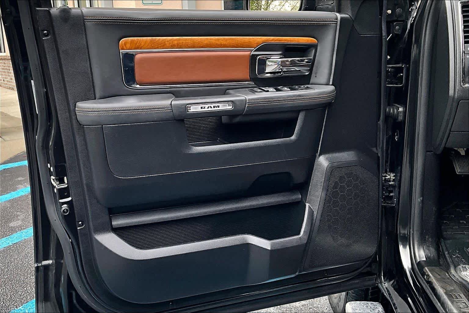 Used 2015 RAM 1500 Laramie Longhorn w/ Convenience Group RWD image 20