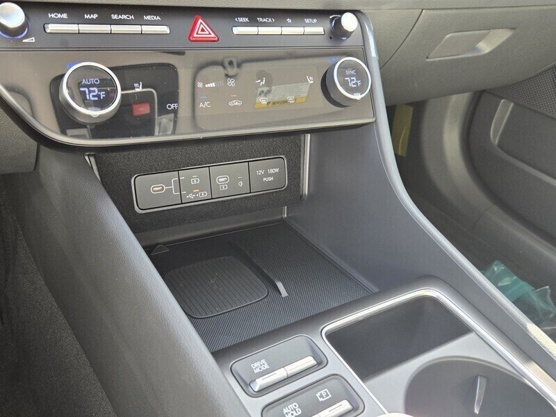 New 2026 Hyundai Sonata SEL FWD image 9