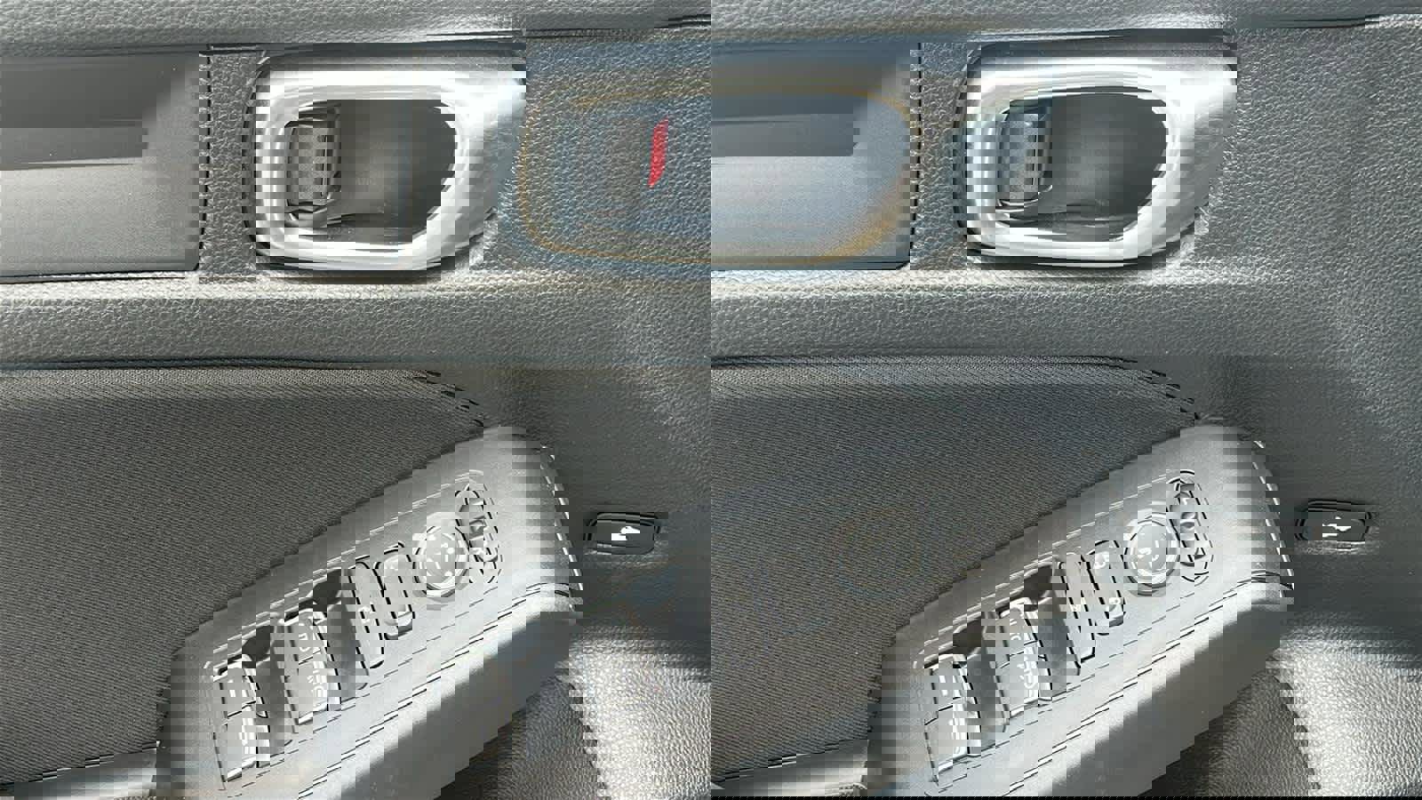 Used 2025 Honda Civic Sport image 15