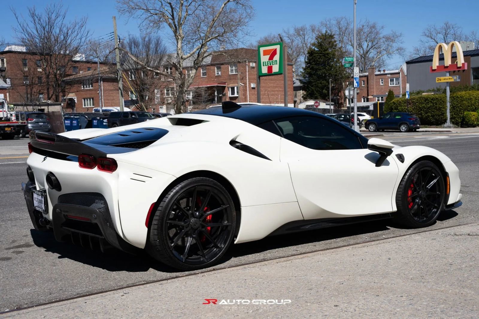 Used 2022 Ferrari SF90 Stradale image 23