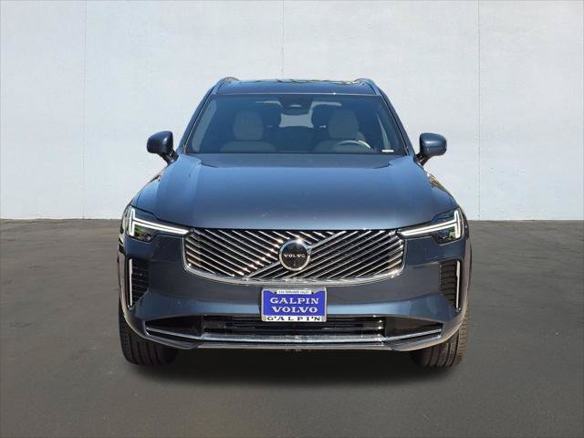 New 2026 Volvo XC90 T8 Plus w/ Protection Package Premier AWD/4WD image 4