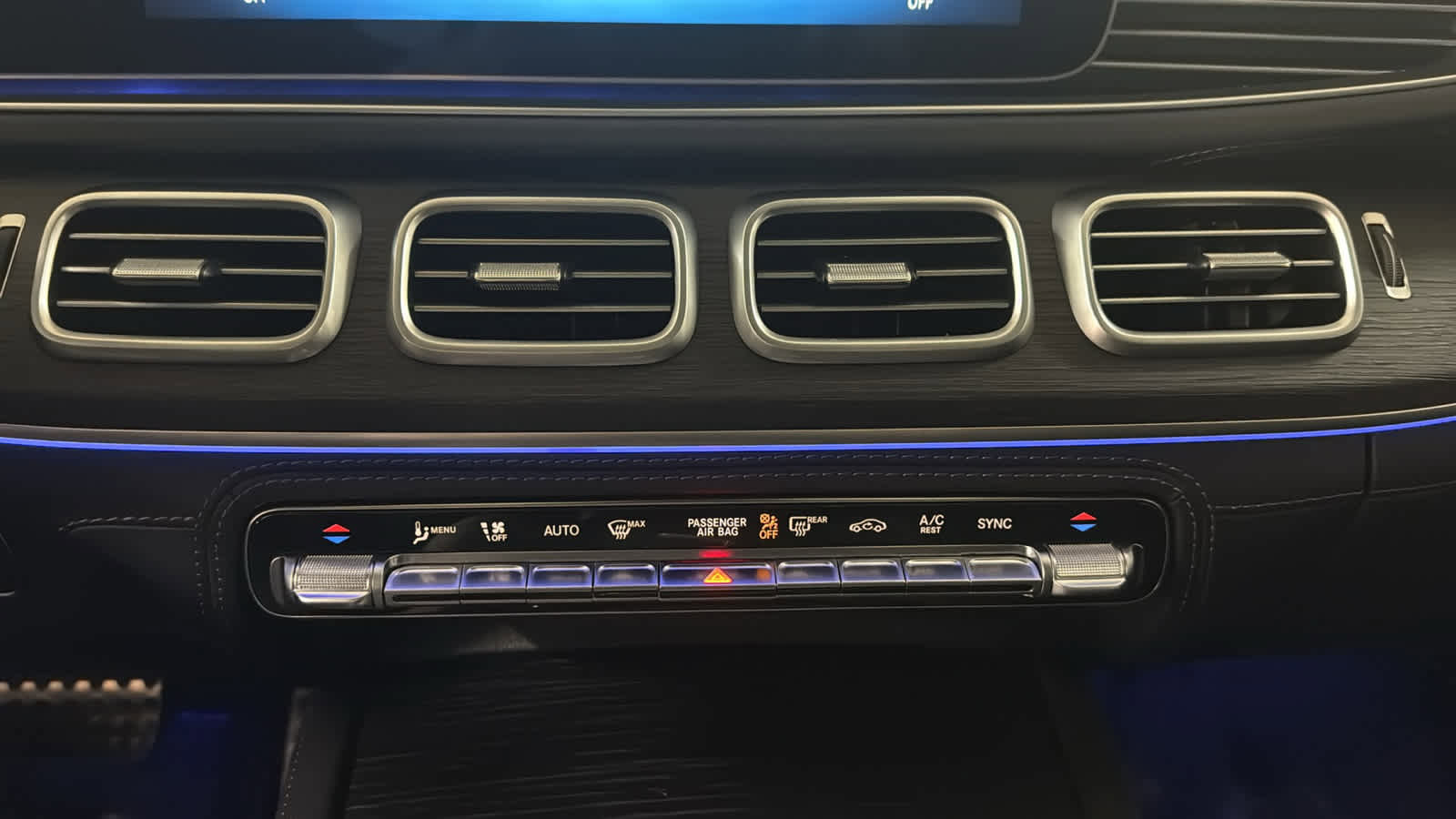 New 2026 Mercedes-Benz GLE 53 AMG 4MATIC Coupe image 21