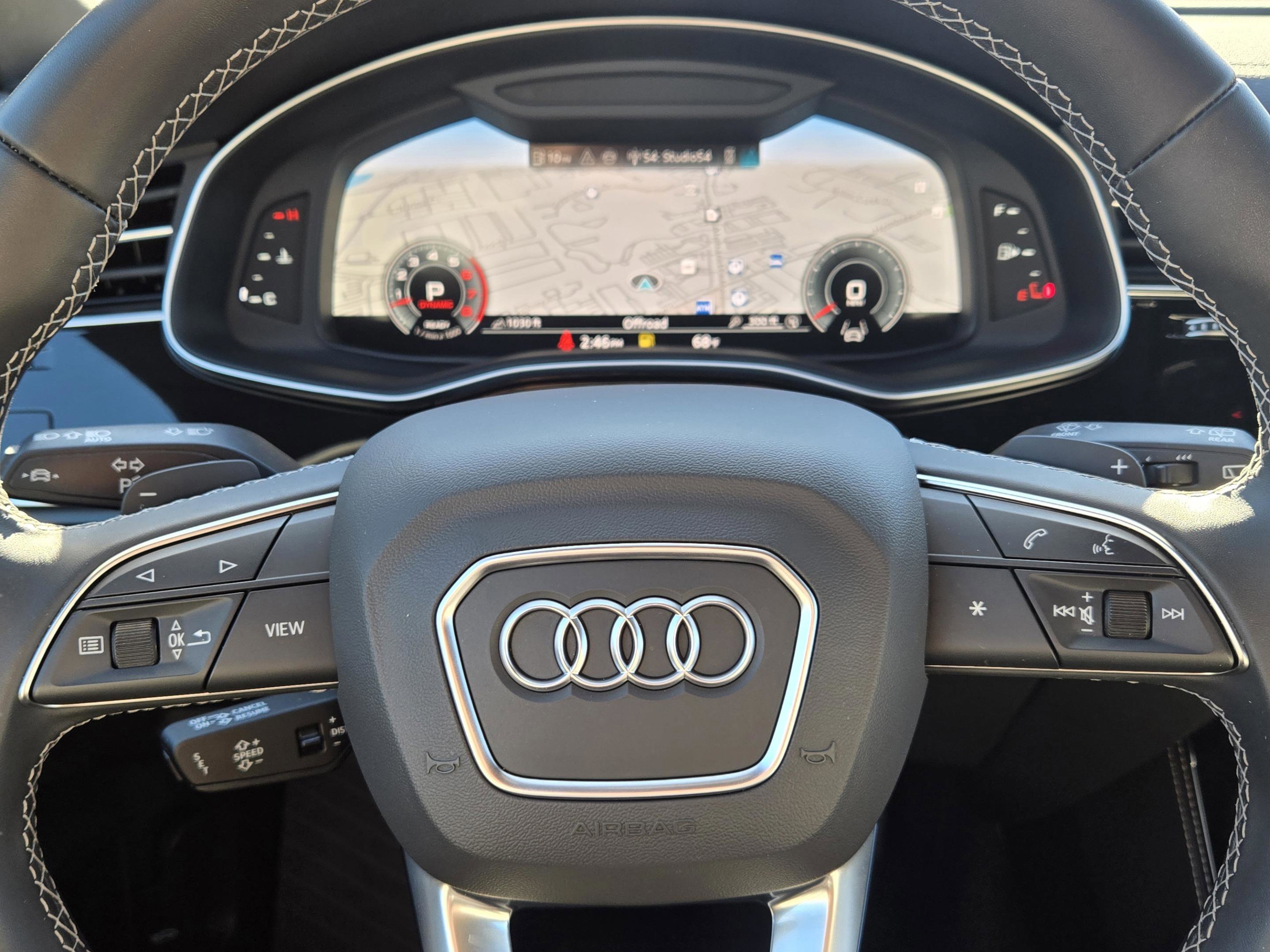 Used 2025 Audi Q8 Prestige w/ Prestige Package image 22
