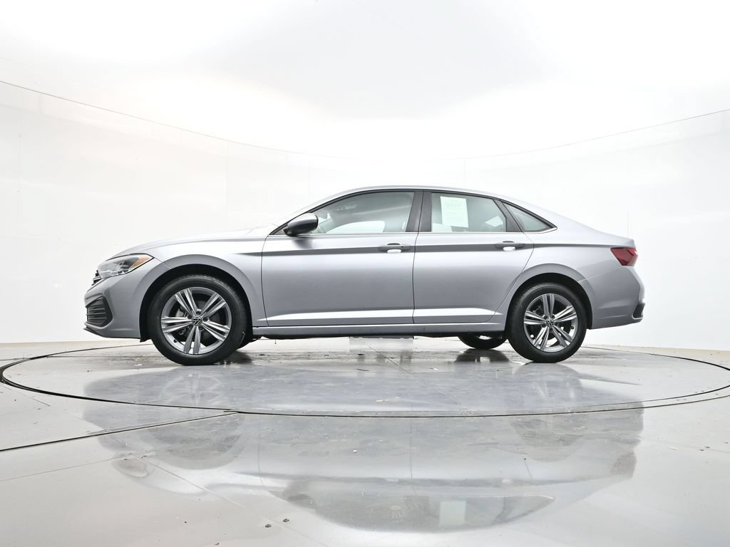 Used 2024 Volkswagen Jetta SE FWD image 35