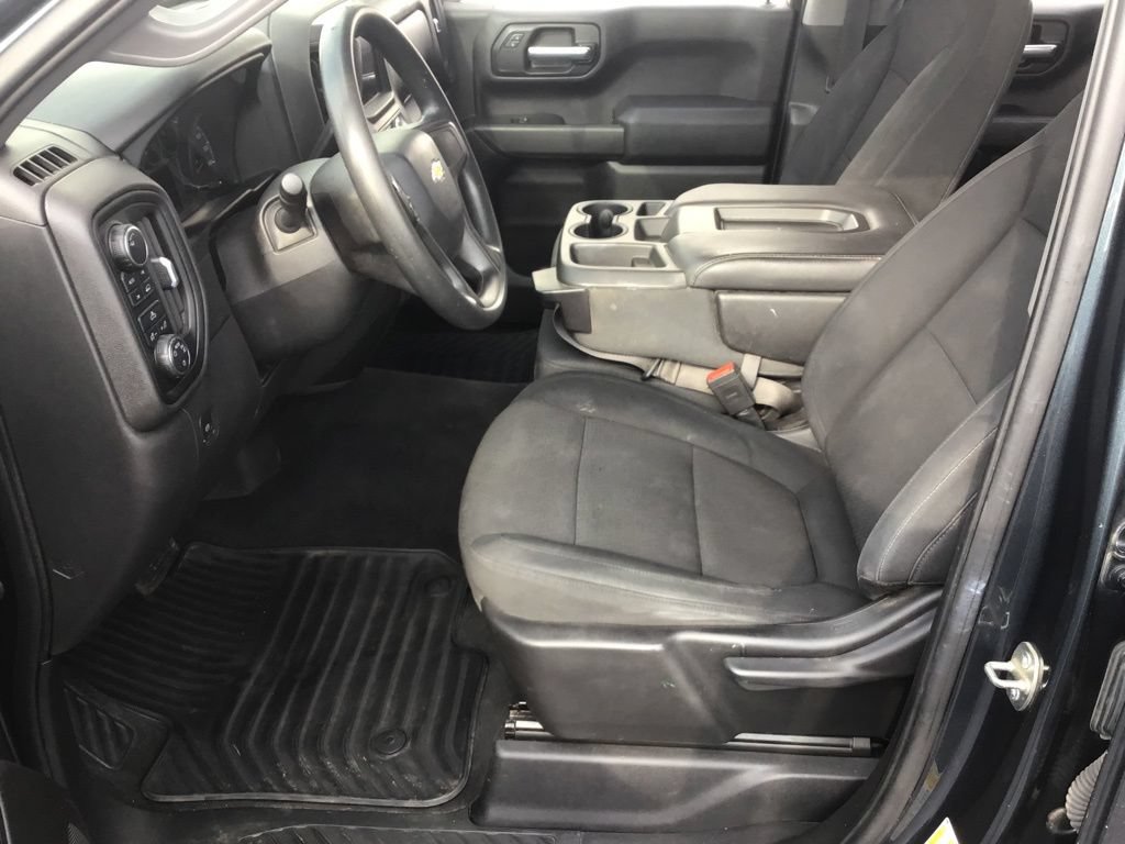 Used 2020 Chevrolet Silverado 1500 Custom w/ Custom Value Package AWD/4WD image 7