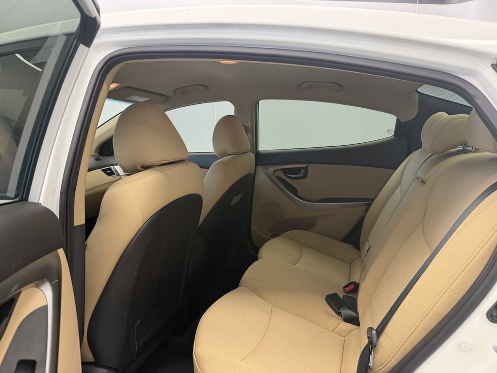 Used 2013 Hyundai Elantra GLS FWD image 16