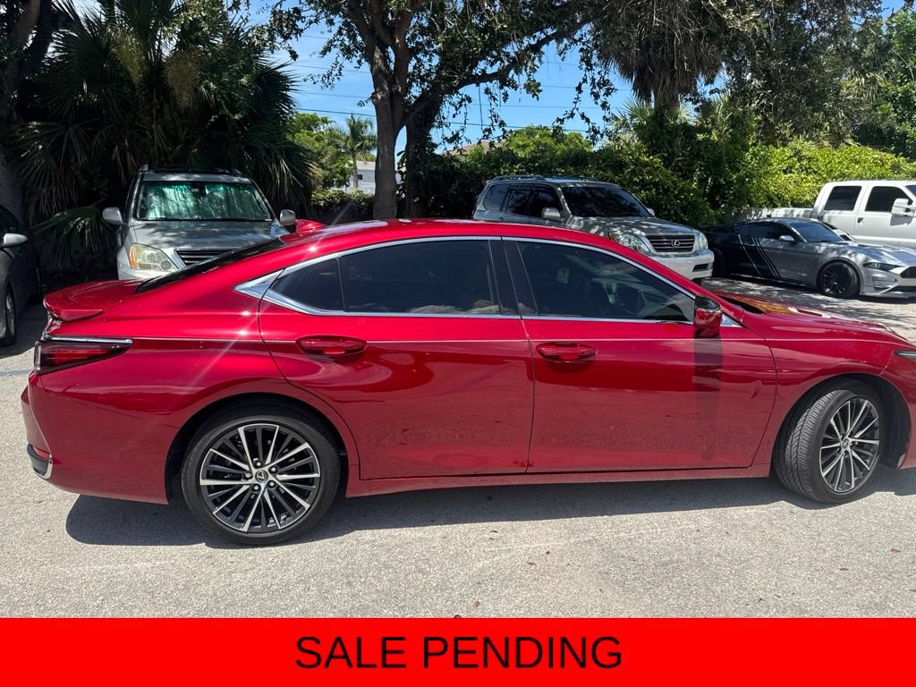 Certified 2025 Lexus ES 300h w/ Premium Package FWD image 8