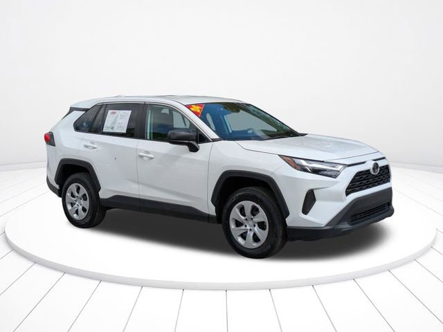 Used 2024 Toyota RAV4 LE image 2