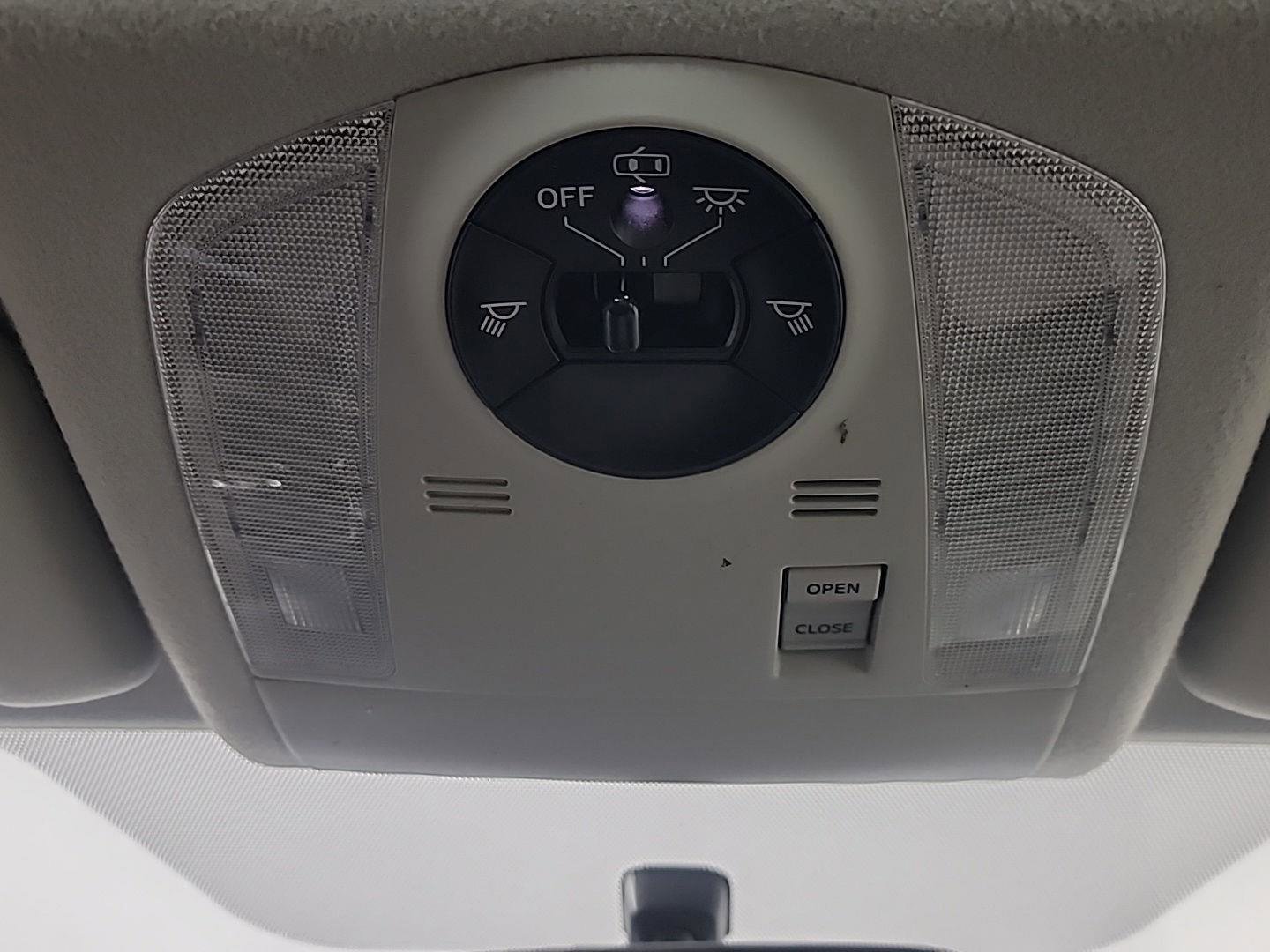 Used 2013 Toyota Prius Three image 30