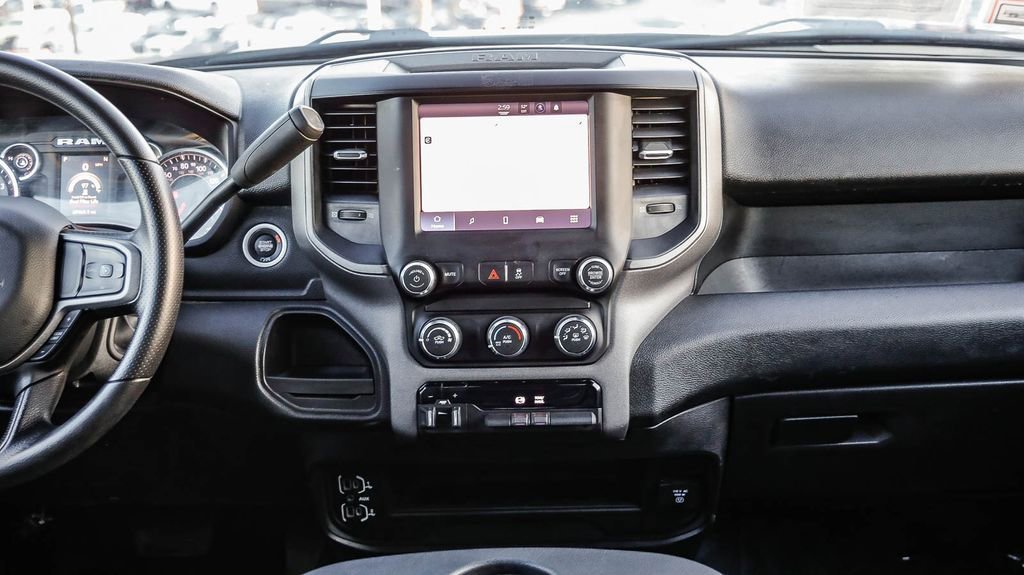 Used 2023 RAM 2500 Tradesman w/ Chrome Appearance Group AWD/4WD image 16