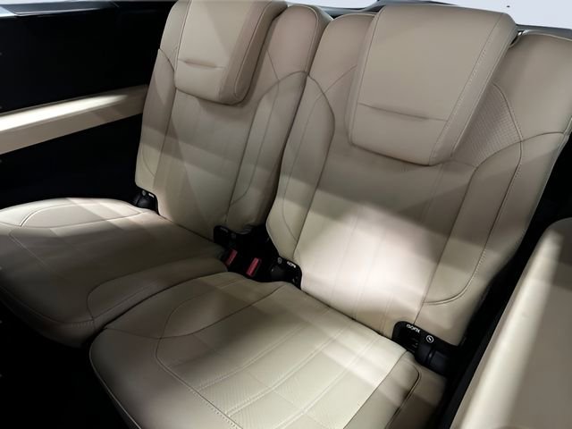 Certified 2018 Mercedes-Benz GLS 450 4MATIC image 31
