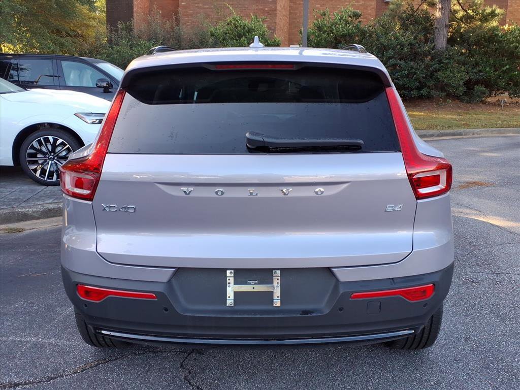 New 2026 Volvo XC40 B4 Plus w/ Climate Package image 4