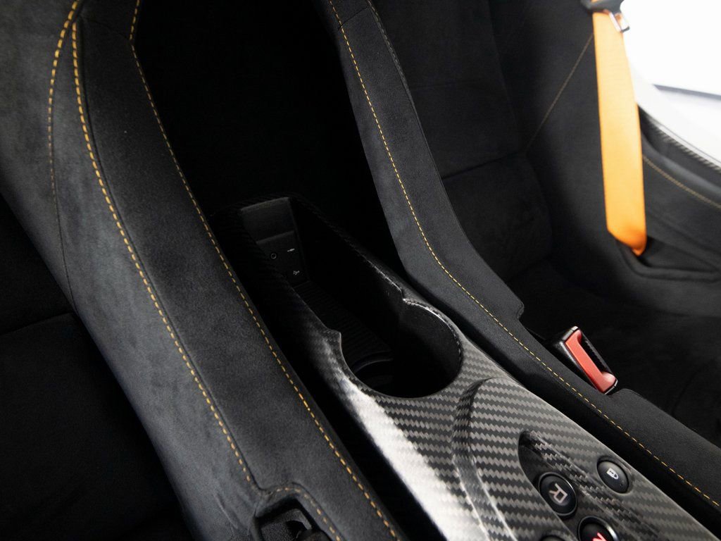 Used 2015 McLaren P1 image 53