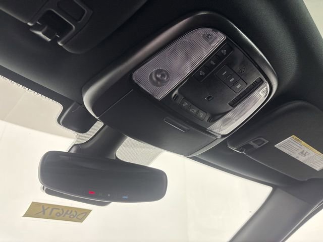 Used 2025 Dodge Durango GT AWD/4WD image 25