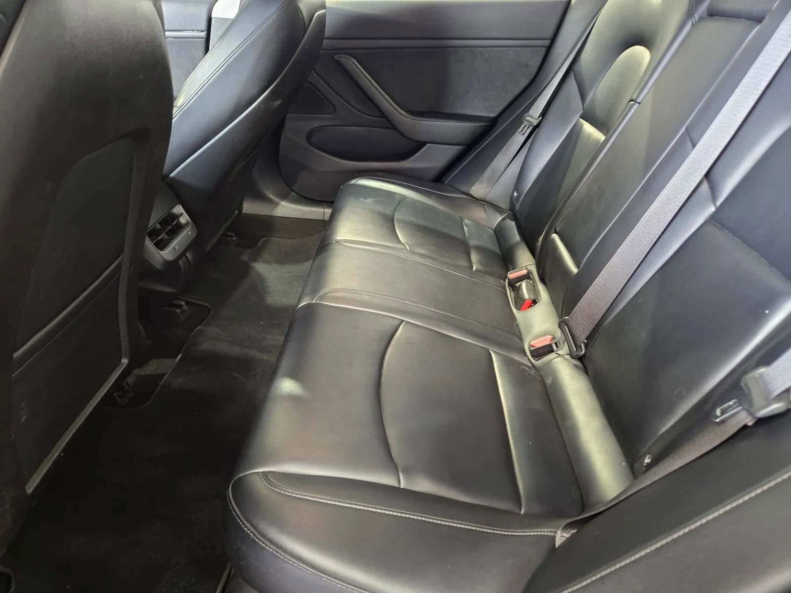 Used 2017 Tesla Model 3 Long Range RWD image 12