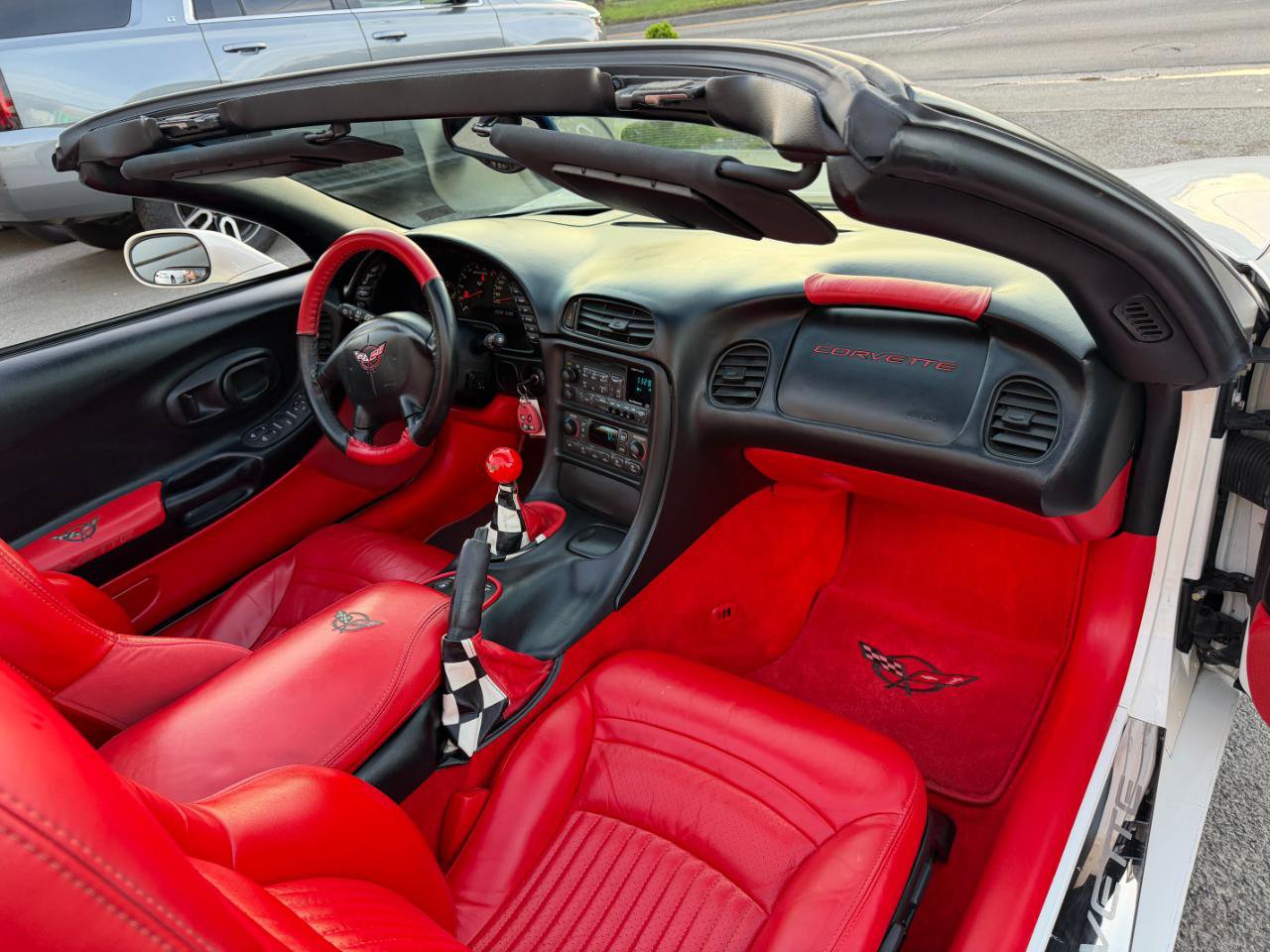 Used 2002 Chevrolet Corvette Convertible w/ Preferred Equipment Group2 RWD image 13