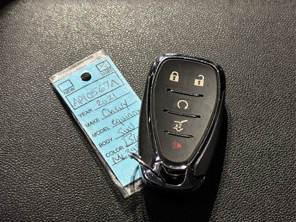 Used 2021 Chevrolet Equinox LT image 30