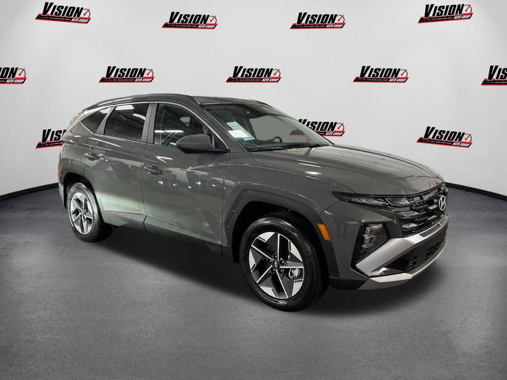 New 2026 Hyundai Tucson SEL image 3