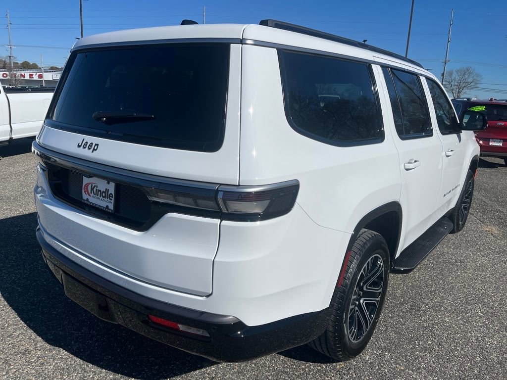 New 2026 Jeep Grand Wagoneer 4WD image 25