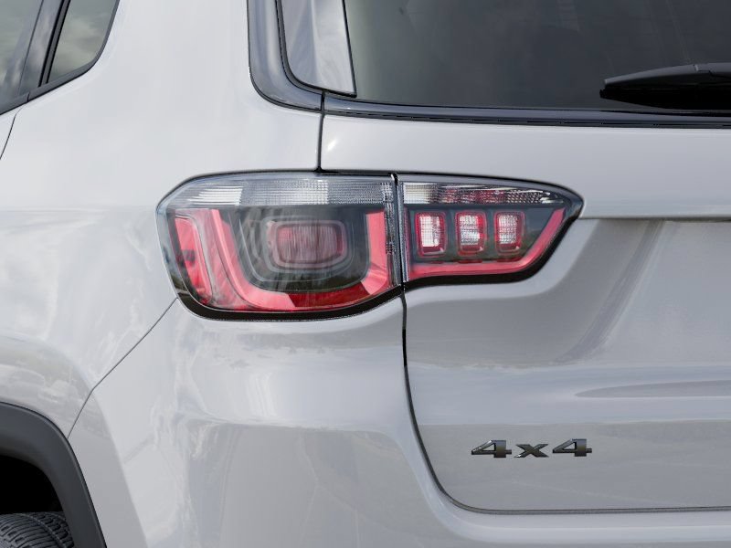 New 2026 Jeep Compass Latitude AWD/4WD image 9