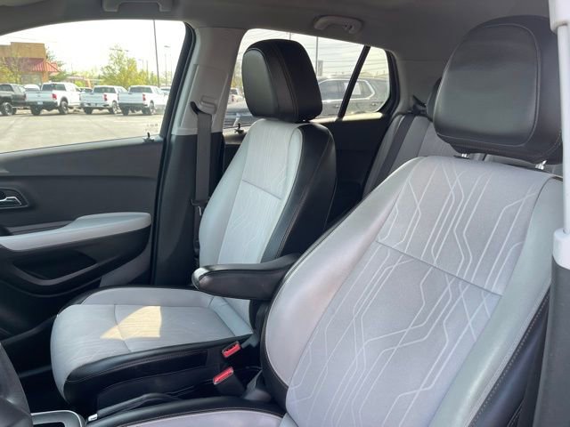 Used 2021 Chevrolet Trax LT image 18