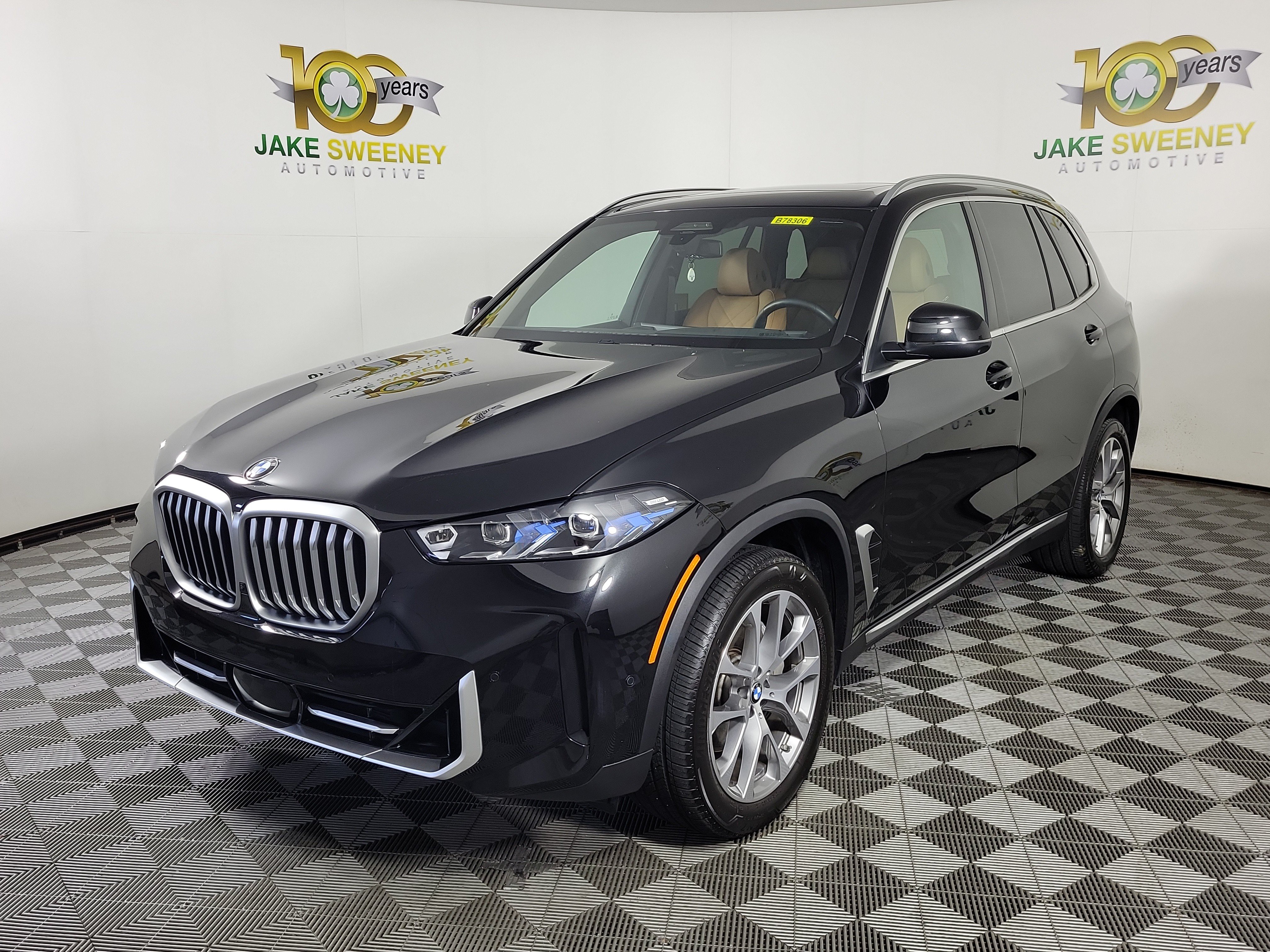 Certified 2025 BMW X5 xDrive40i AWD/4WD image 3