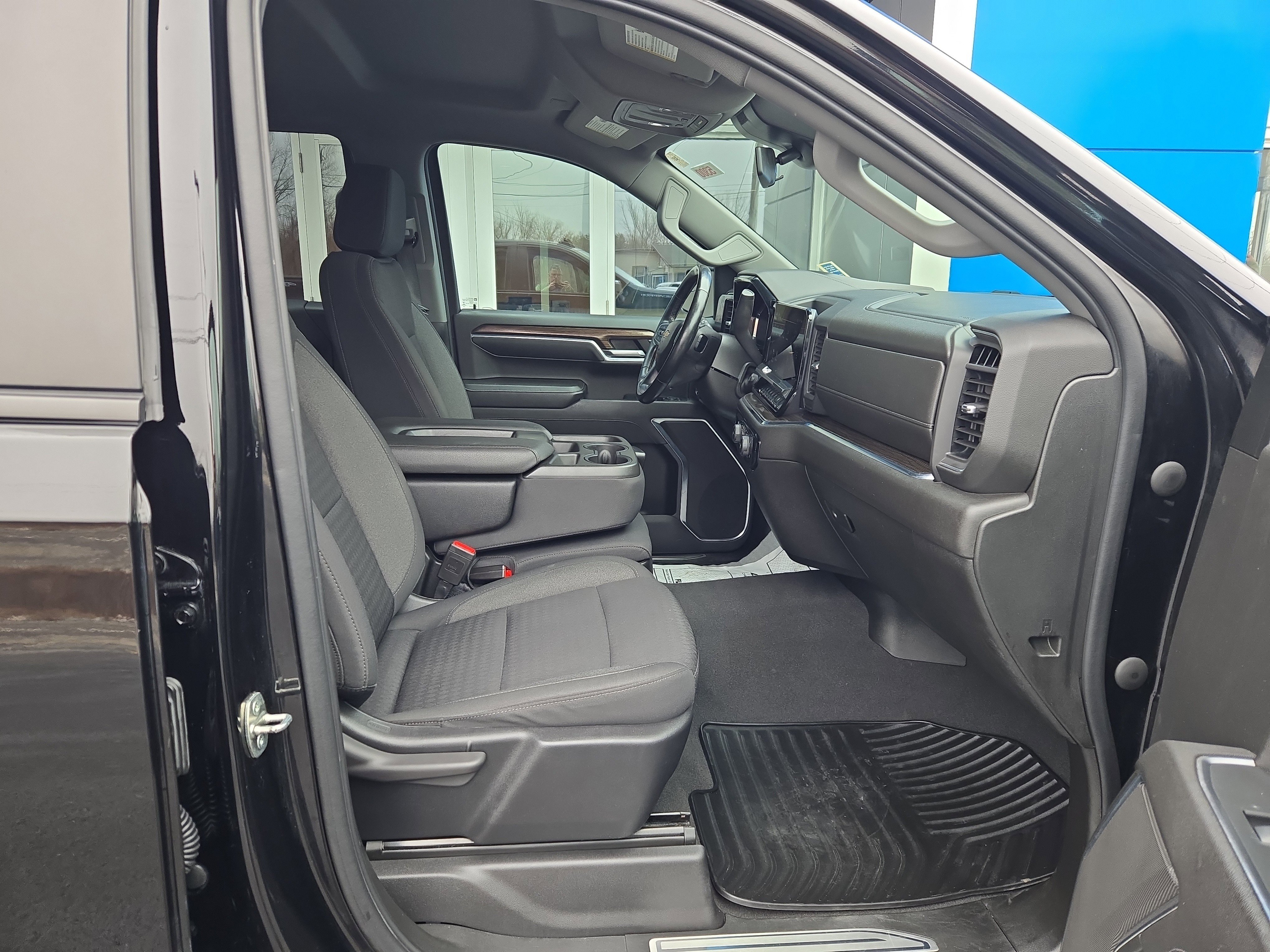 Certified 2023 Chevrolet Silverado 1500 LT AWD/4WD image 21