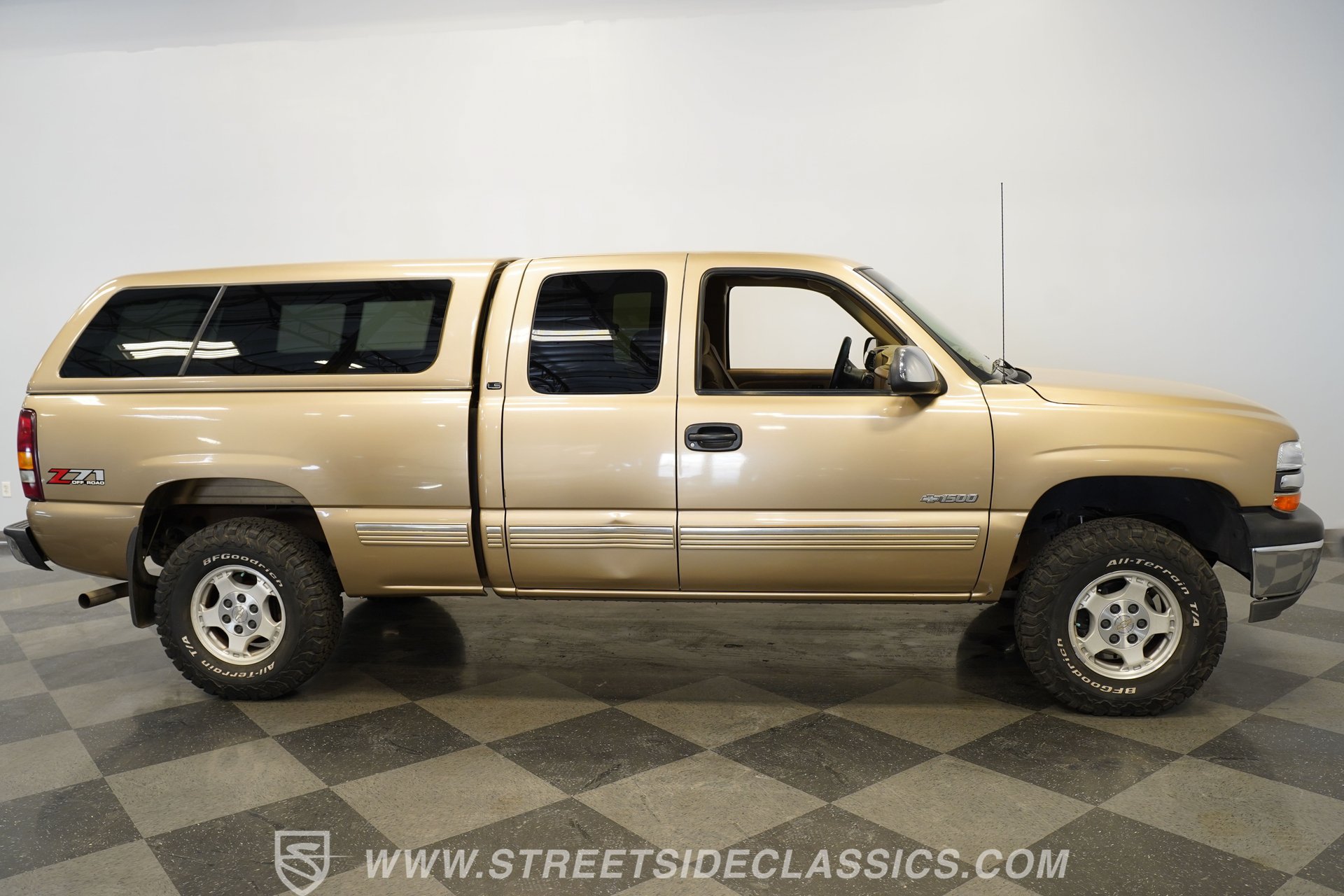 Used 2000 Chevrolet Silverado 1500 LS w/ Off-Road Chassis Pkg AWD/4WD image 15