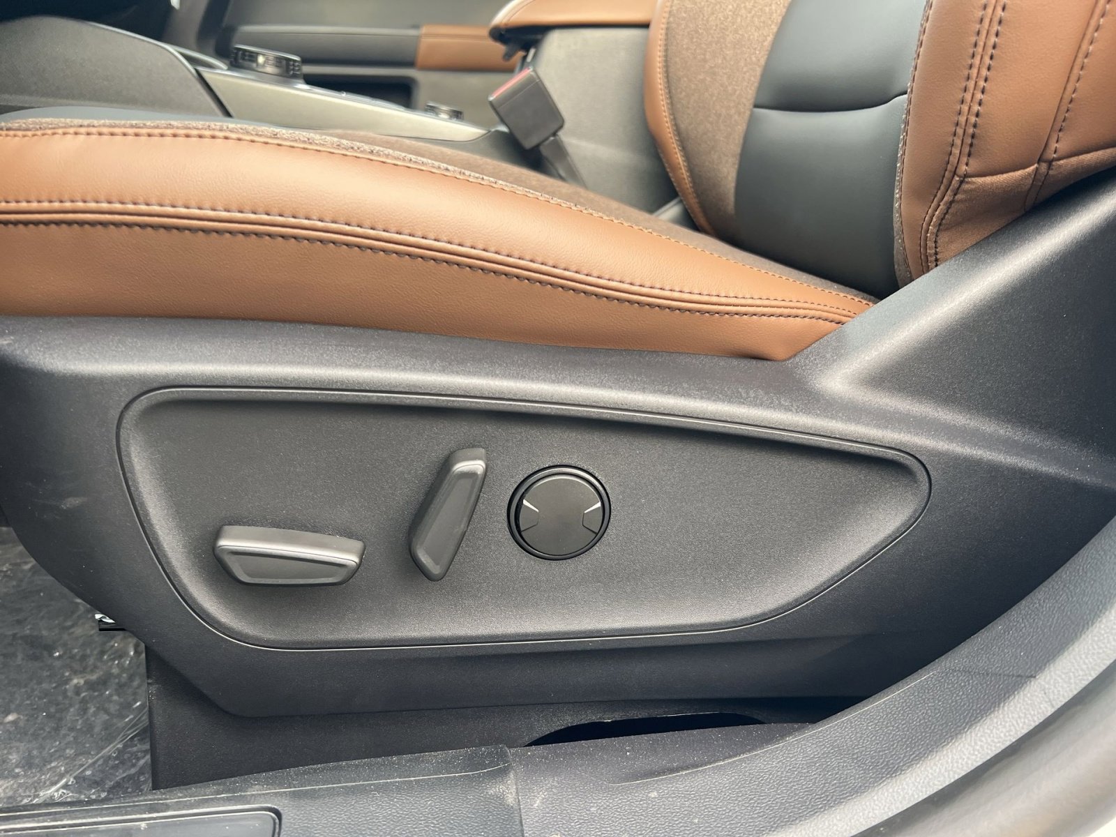 New 2025 Ford Bronco Sport Outer Banks w/ Outer Banks Tech Package+ image 14