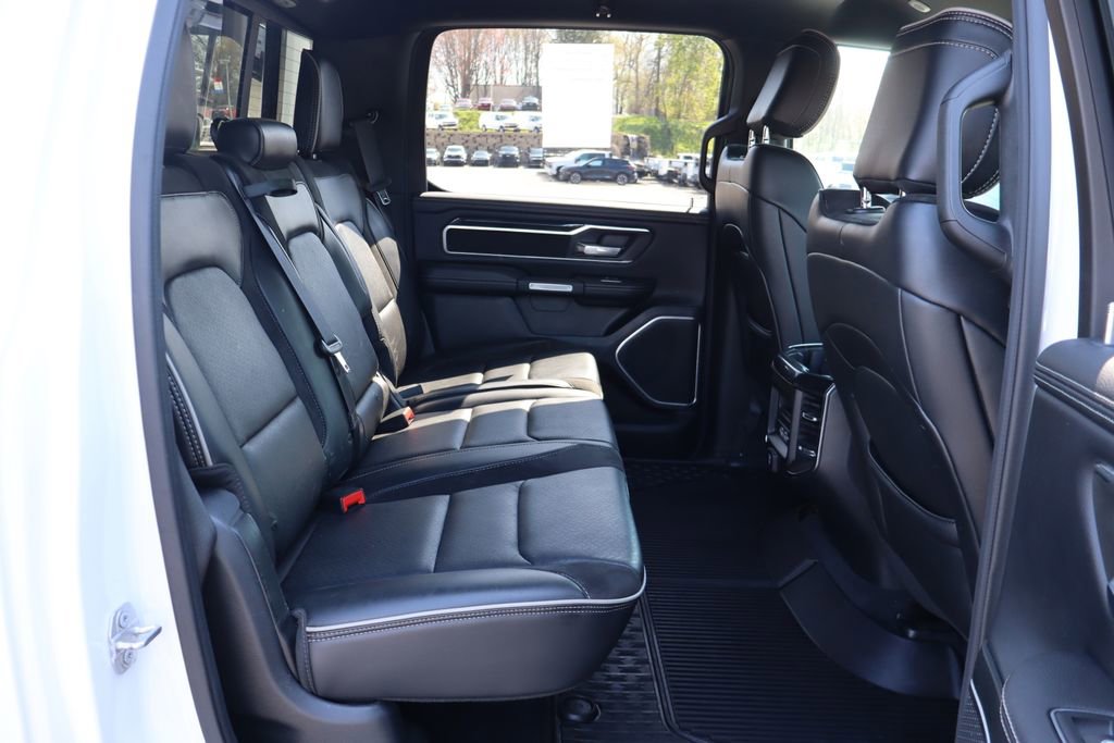 Used 2019 RAM 1500 Laramie w/ Sport Appearance Package AWD/4WD image 25