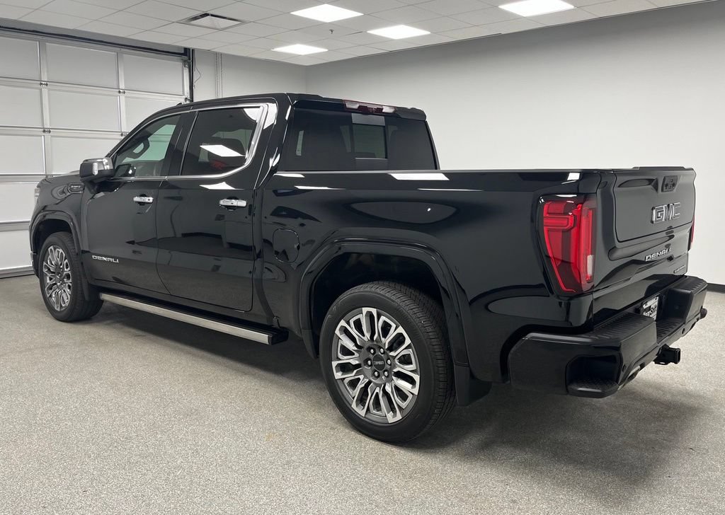 Used 2026 GMC Sierra 1500 Denali Ultimate AWD/4WD image 8