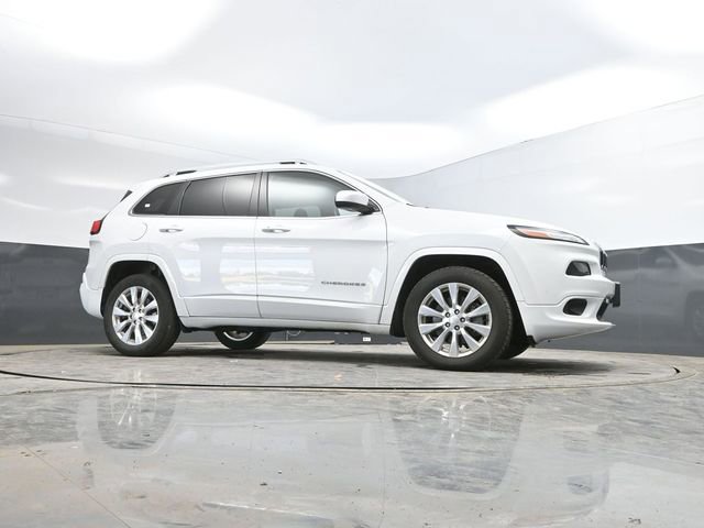 Used 2018 Jeep Cherokee Overland AWD/4WD image 50