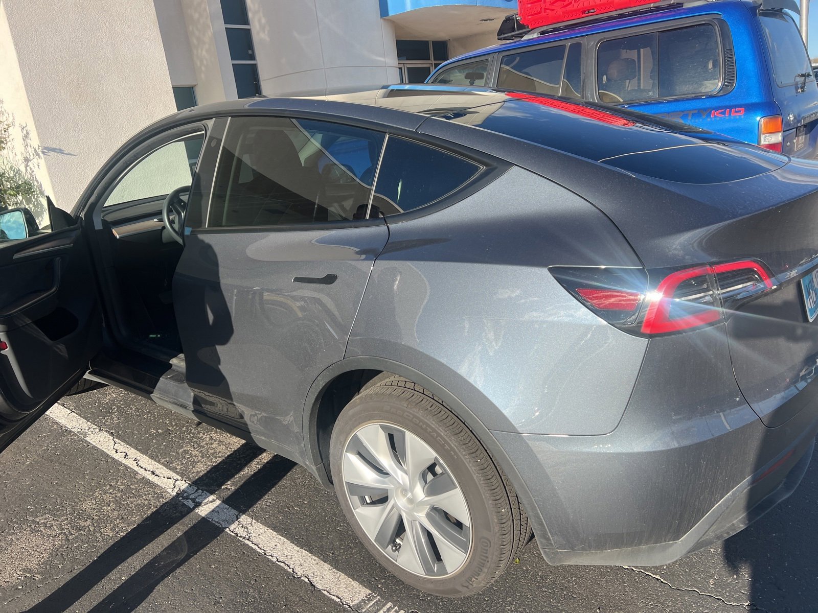 Used 2023 Tesla Model Y Long Range image 11