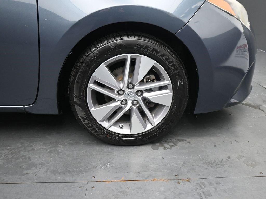 Used 2014 Toyota Corolla LE image 13
