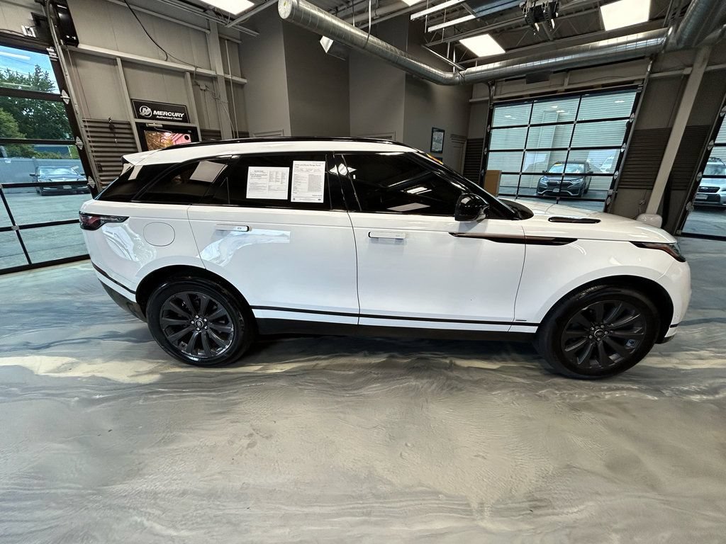 Used 2018 Land Rover Range Rover Velar R-Dynamic SE AWD/4WD image 27