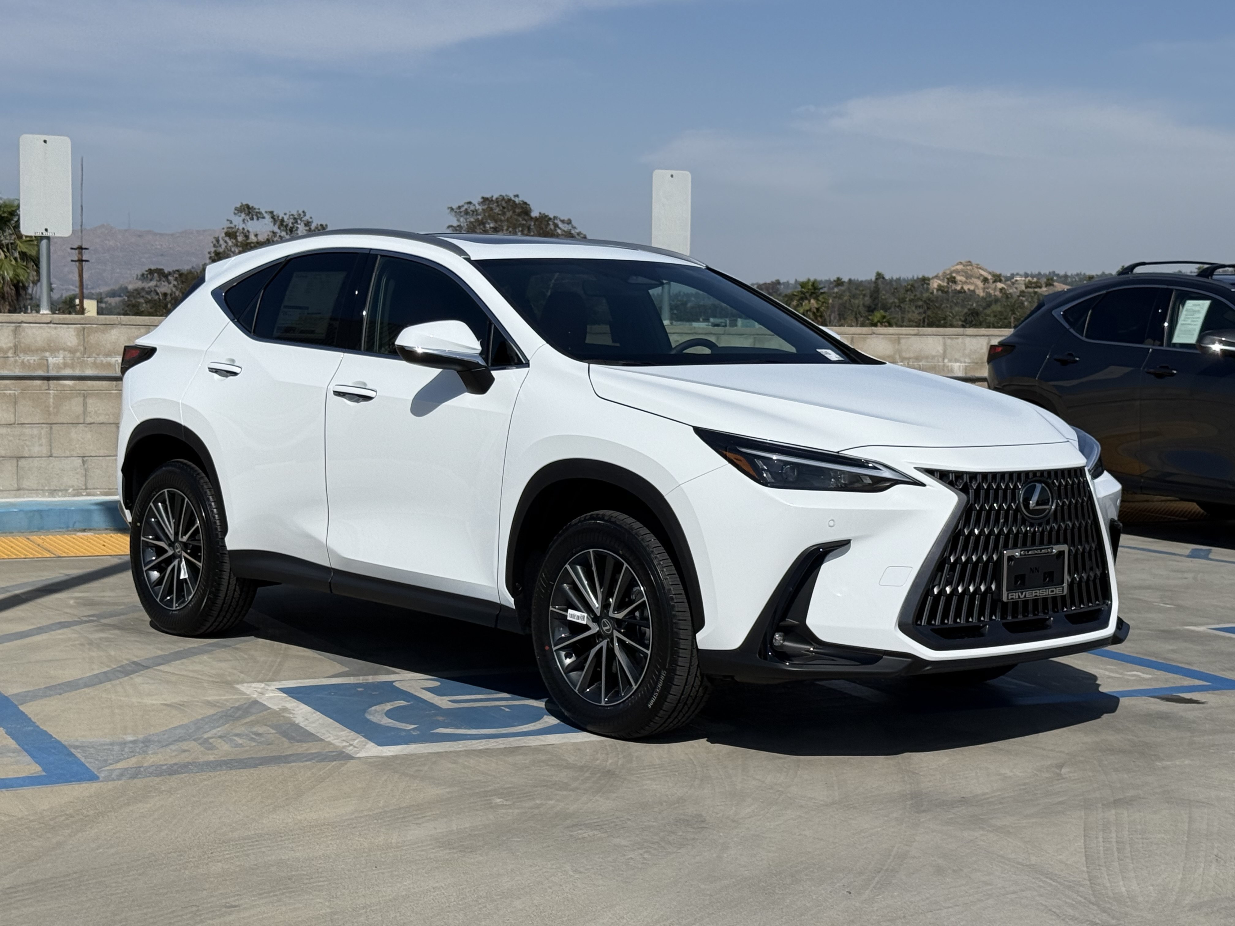 New 2026 Lexus NX 350 AWD image 2