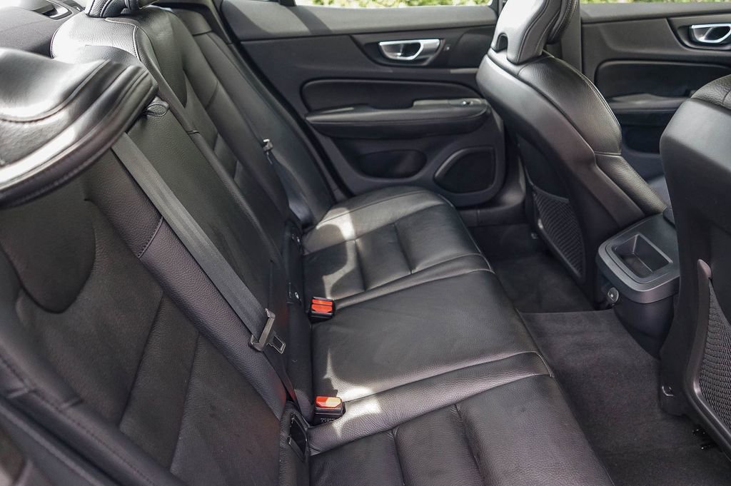 Used 2024 Volvo S60 B5 Plus image 16