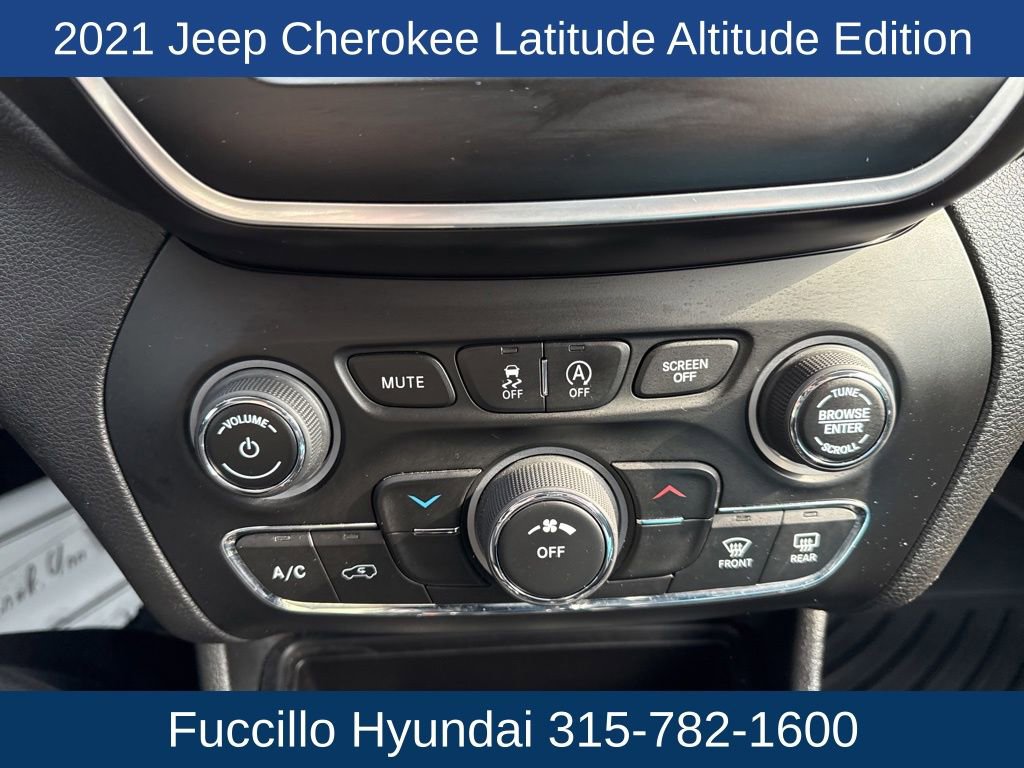 Used 2021 Jeep Cherokee Latitude Plus AWD/4WD image 21
