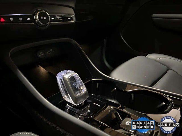 Used 2025 Volvo XC40 B5 Plus image 56